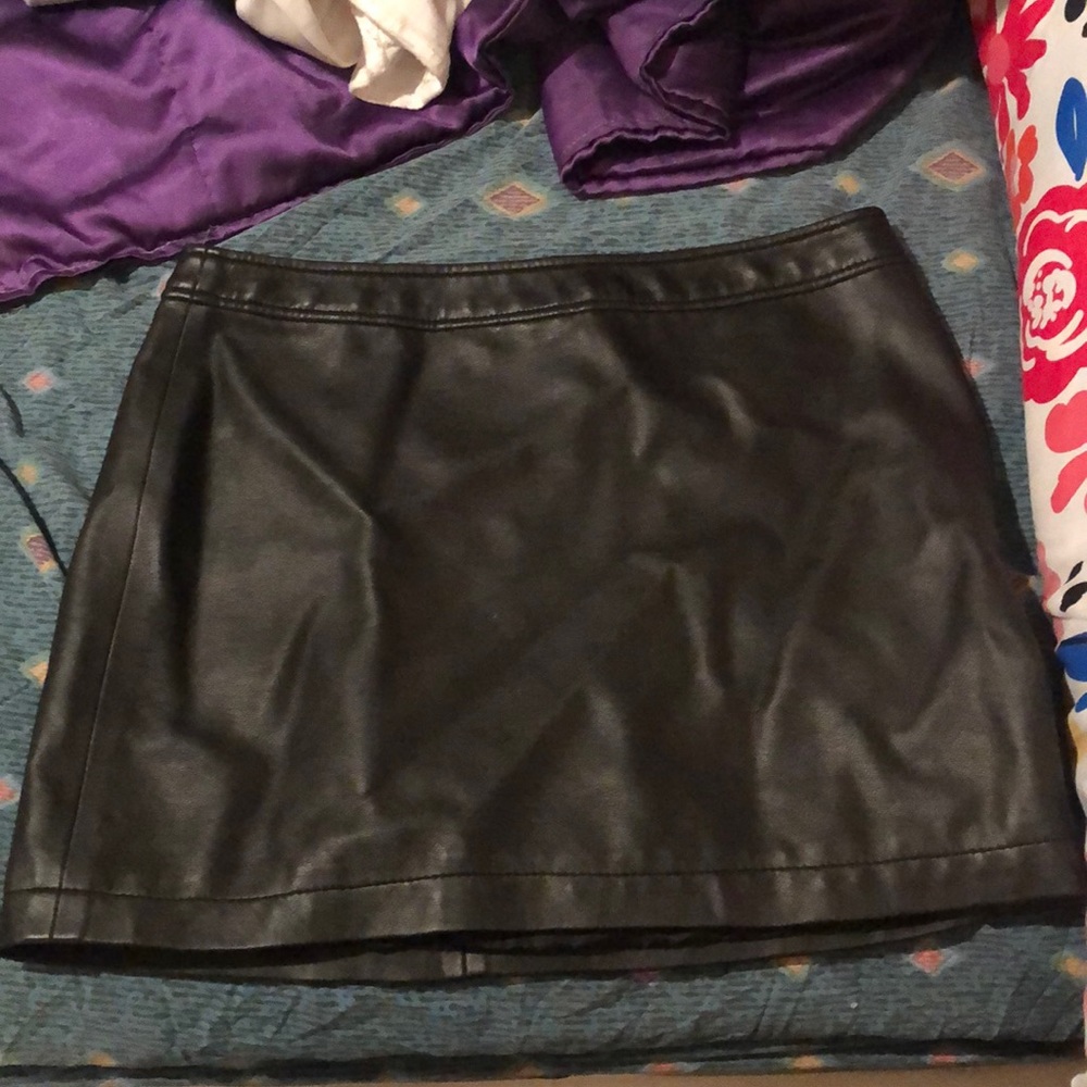 Mini/medium skirt
